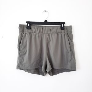 Willit athletic shorts size large